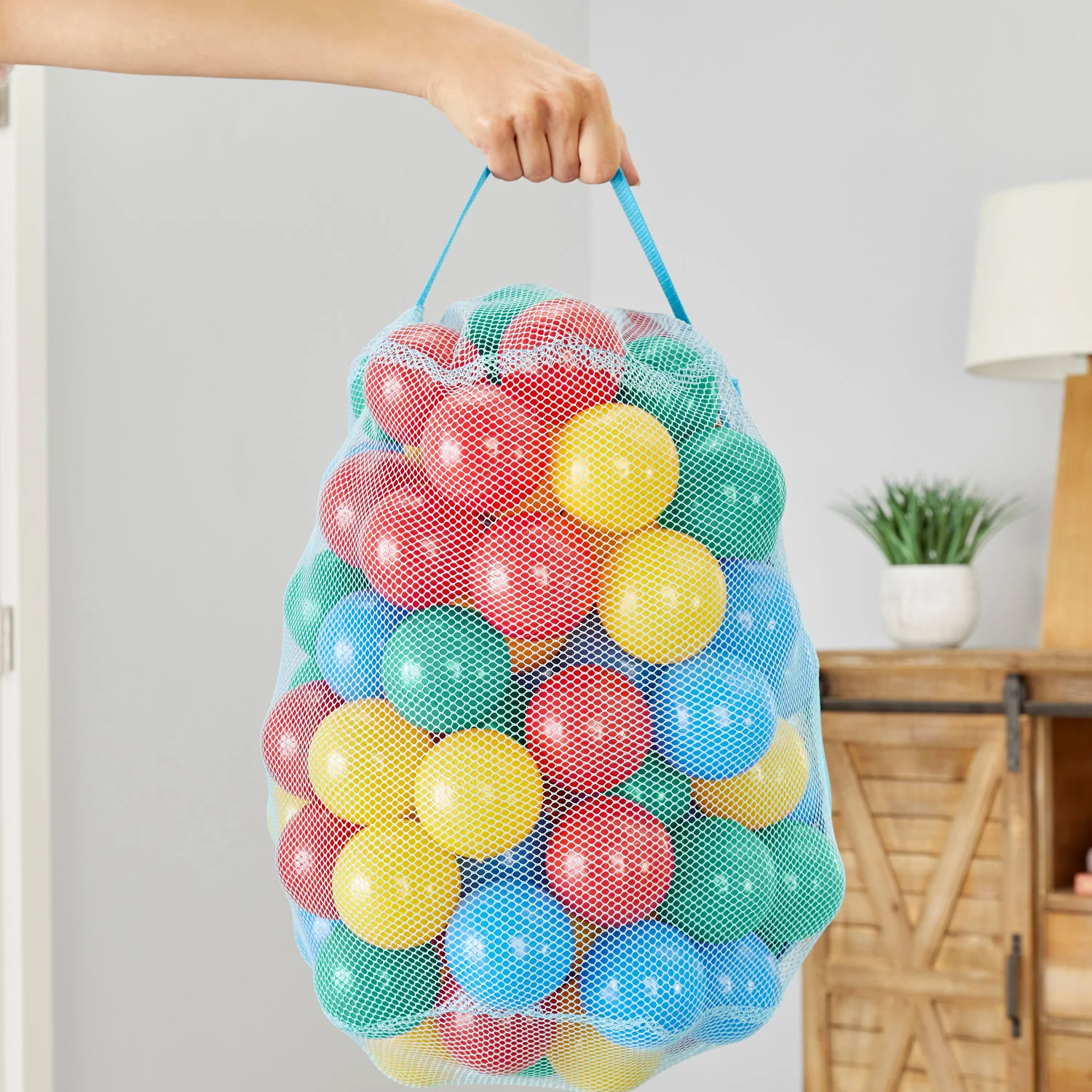 Little Tikes 100 Piece Ball Pack Toy - Image 3