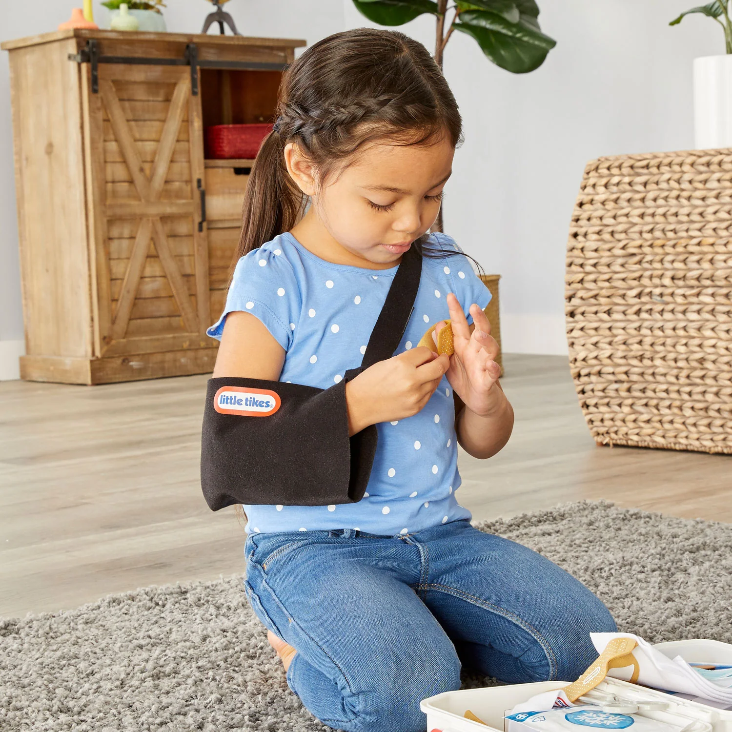 Little Tikes First Aid Kit Toy - Image 6