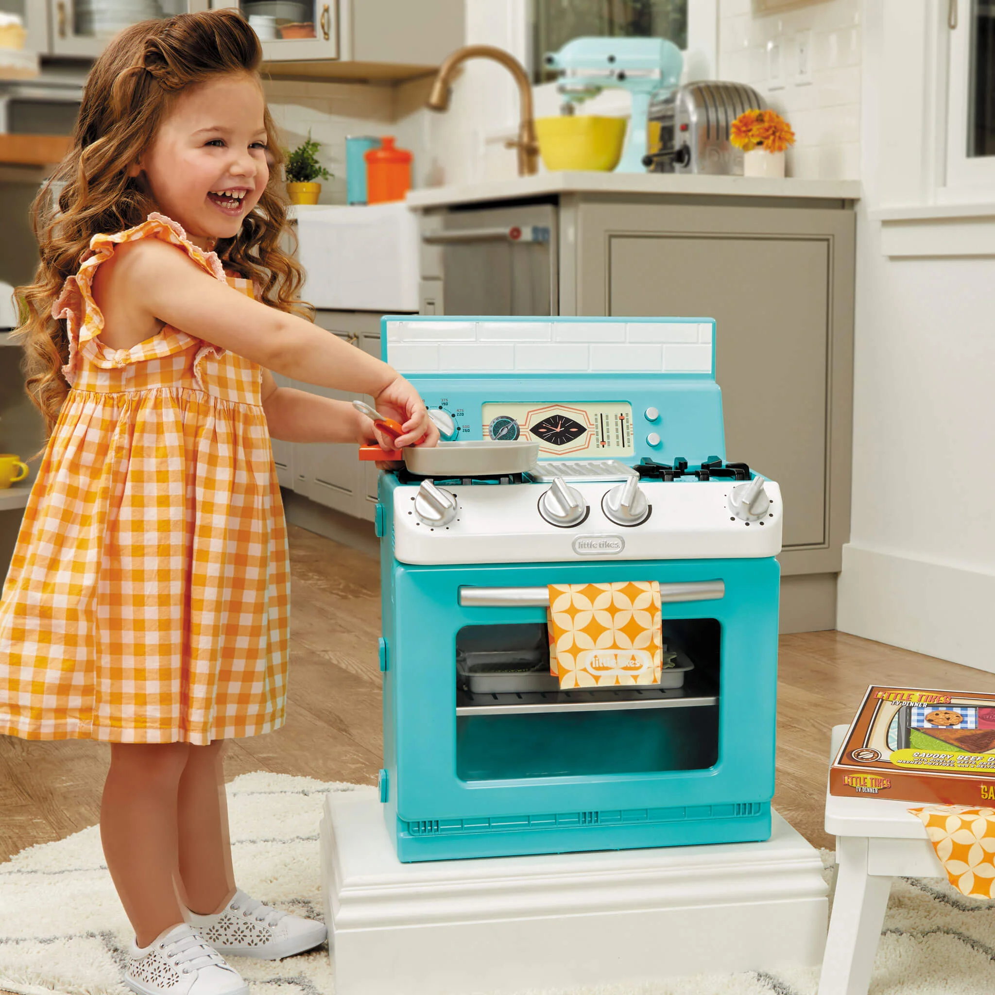 Little Tikes First Retro Oven - Image 3