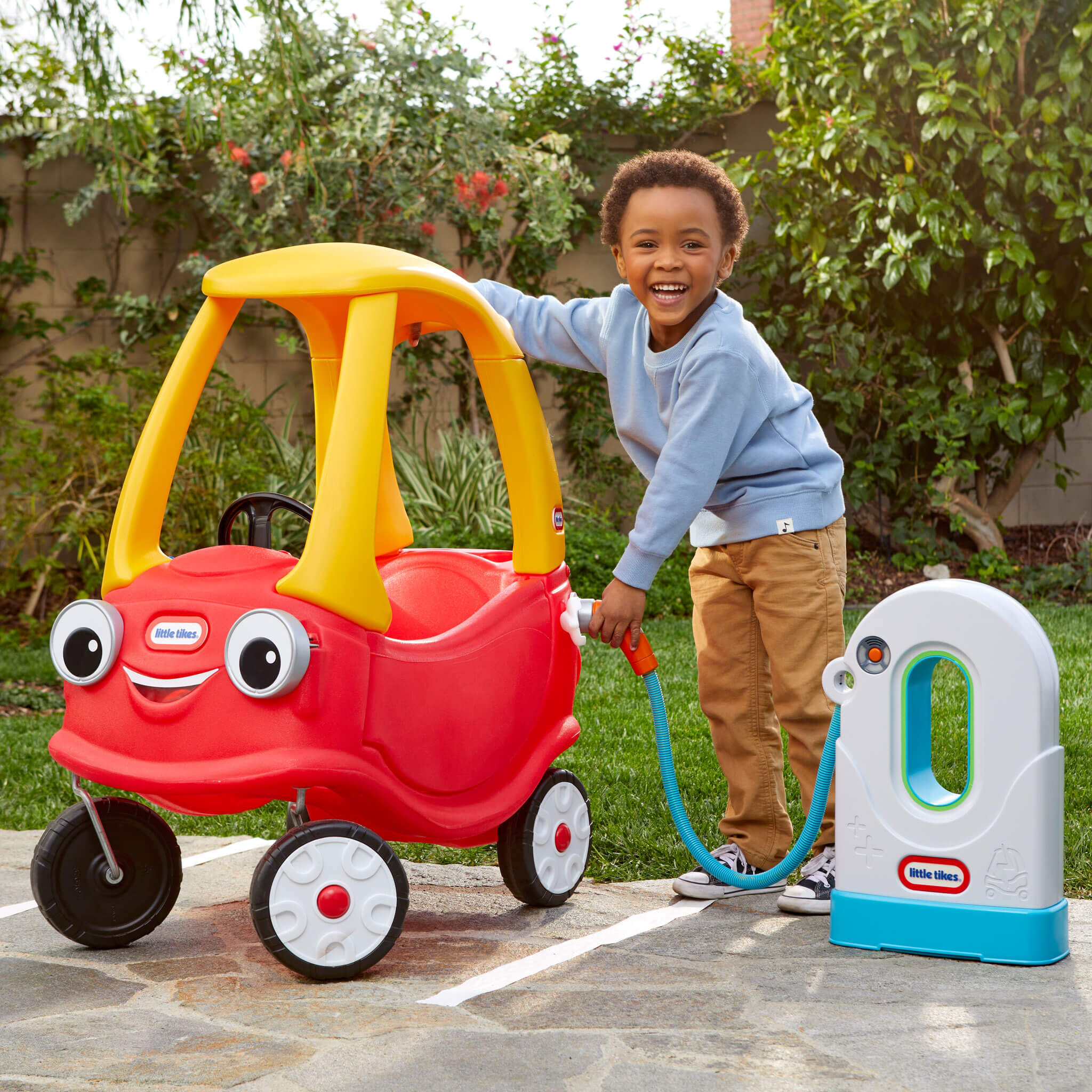 Little Tikes Cozy E-Charging Station Toy - Image 3