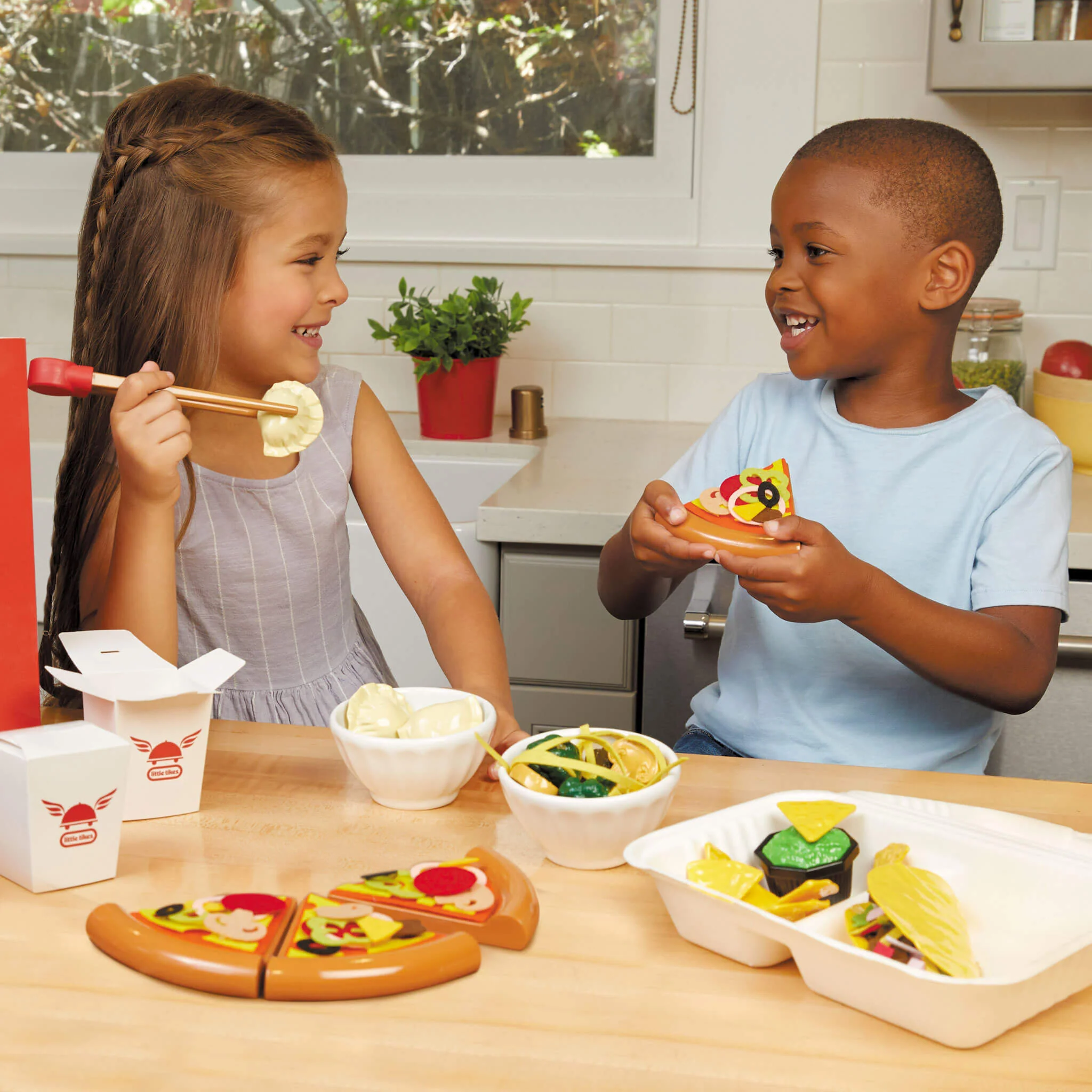 Little Tikes First Food Delivery Set Cup - Image 2