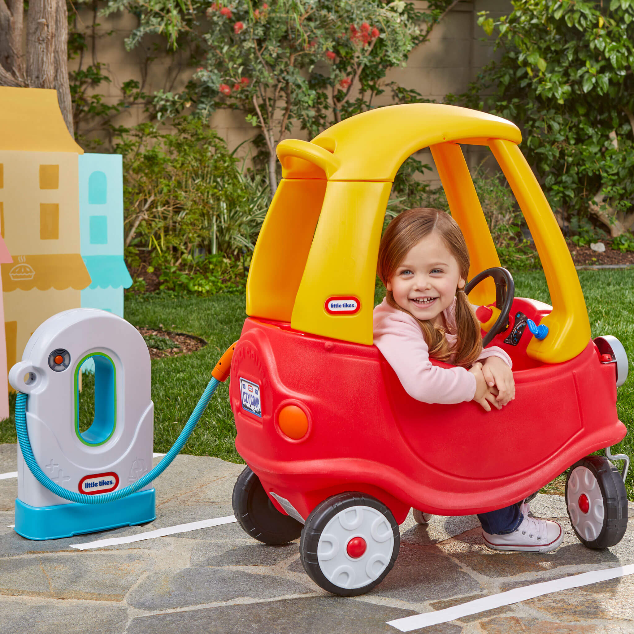 Little Tikes Cozy E-Charging Station Toy - Image 4
