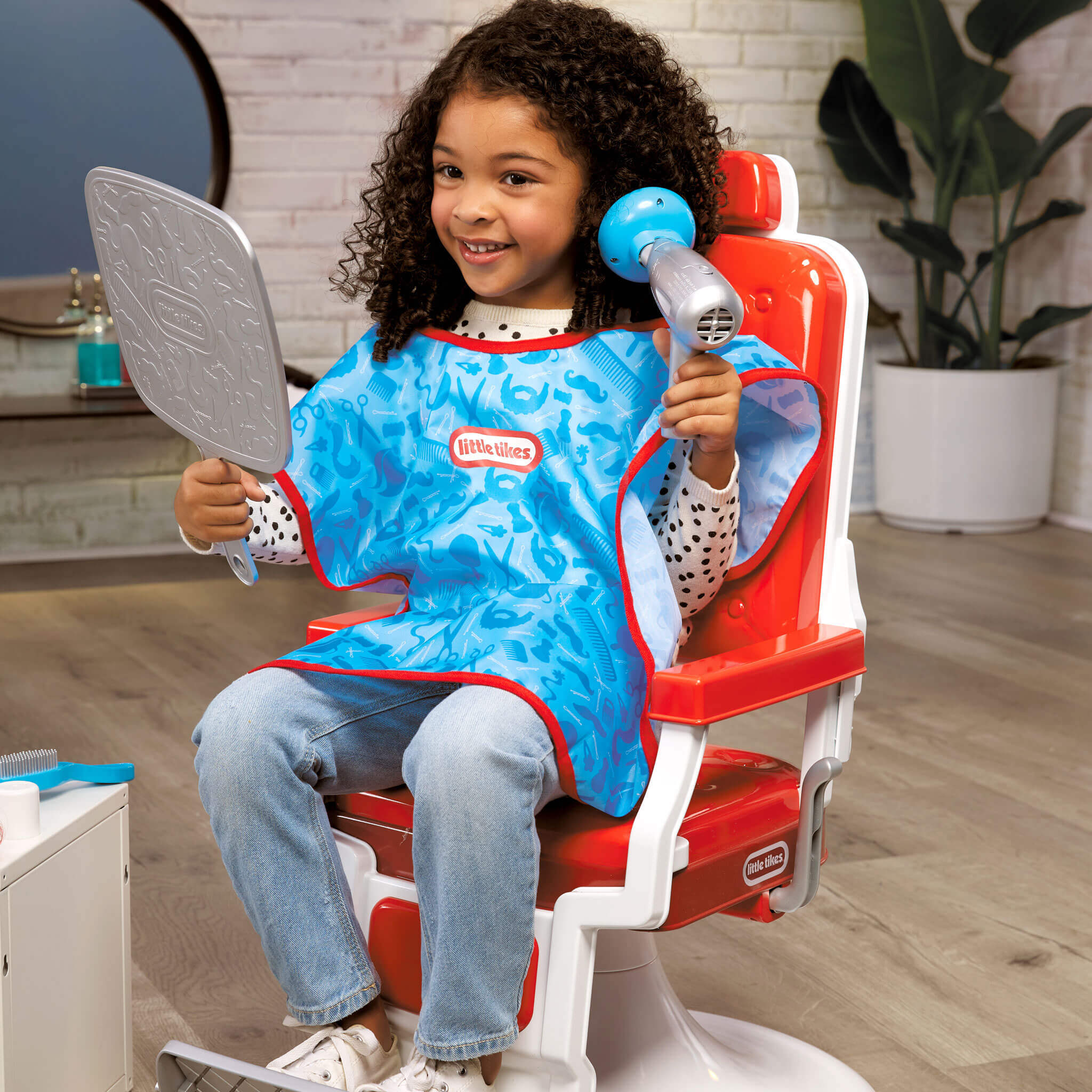 Little Tikes Hair Salon Toy - Image 4